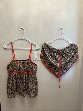 Cinema Etoile Animal Print Coral Top